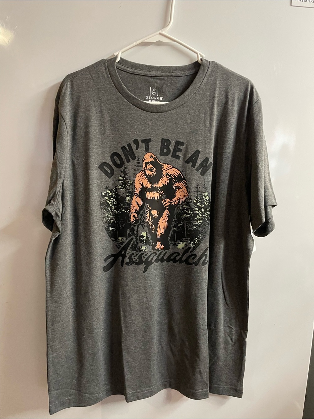 George Men's Gray Graphic 'Don't Be An Assquatch' Tee
